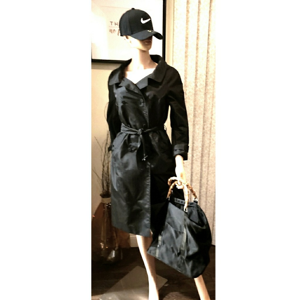 Authentic 💕Prada Trench Coat- Size 44 (US
